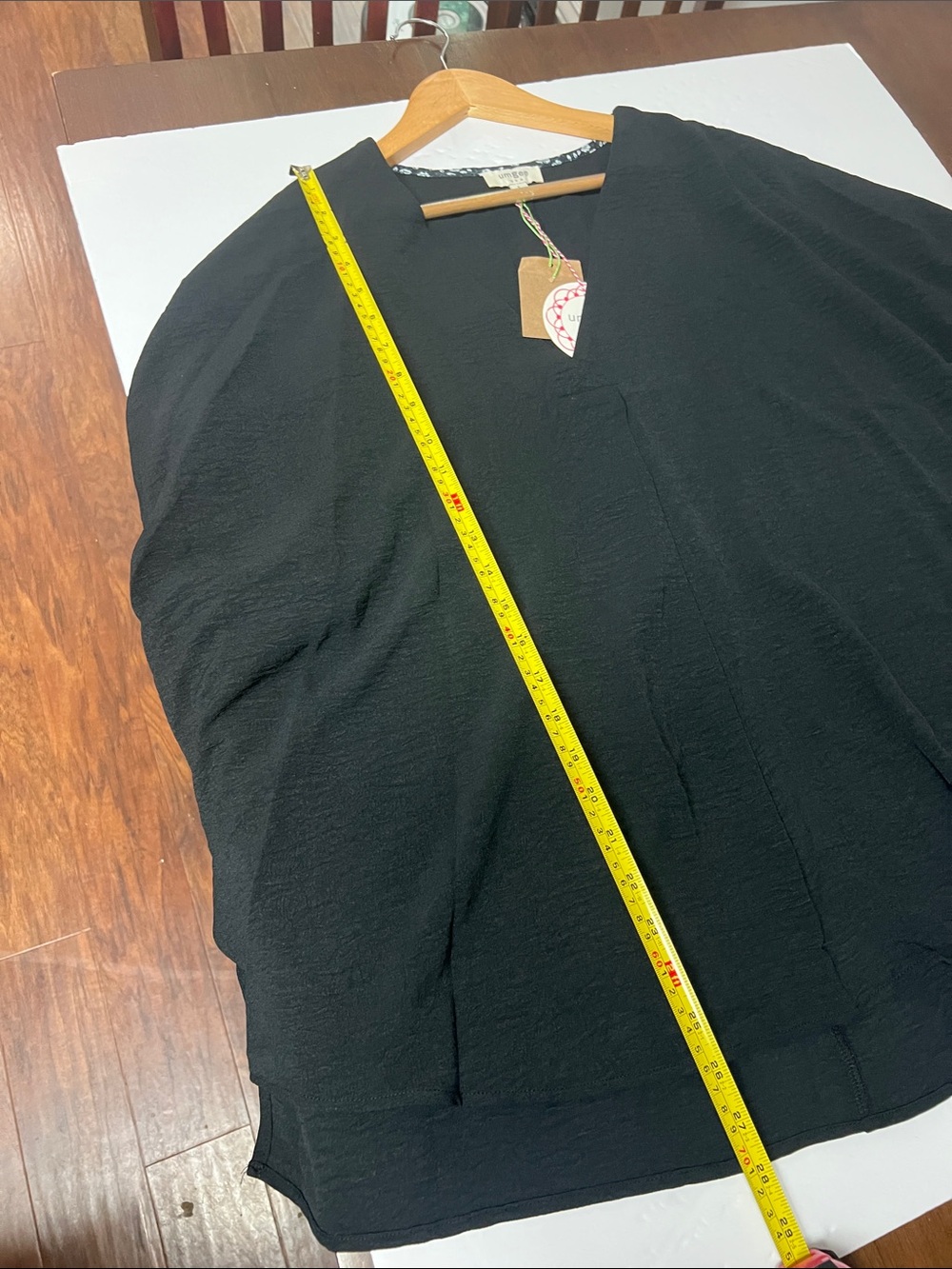 NWT Umgee Black V-Neck Tunic Top Large - Picture 13 of 14